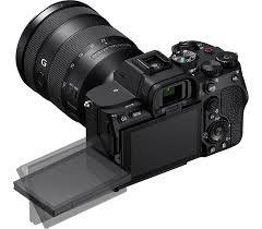 Sony Alpha 7 IV Full-Frame Mirrorless Camera 33MP with FE 28-70mm f/3.5-5.6 OSS Lens – Black - Image 4